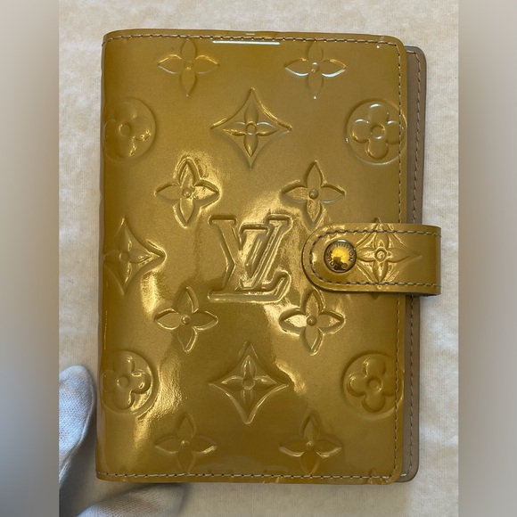 Authentic Louis Vuitton Vernis Agenda Day Planner - Picture 1 of 13